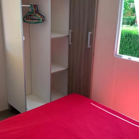 مكان تخييم 3 Etoiles - Piscine - Eehgef