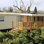 3 étoiles - Piscine - Eehgef Camping Castelnau-Picampeau