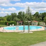 Camping 3 étoiles - Piscine - Eehgef Castelnau-Picampeau