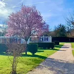 3 étoiles - Piscine - Eehgef *