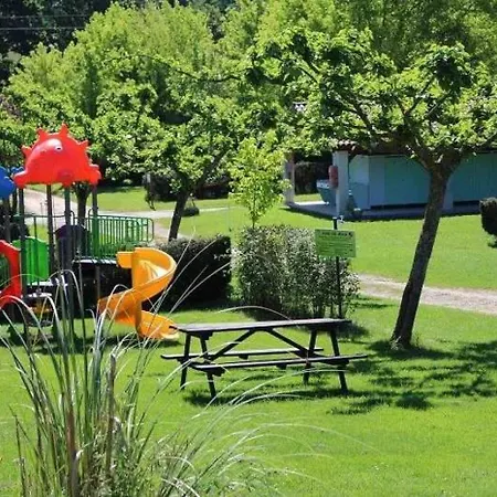 Camping 3 Etoiles - Piscine - Eehgef *