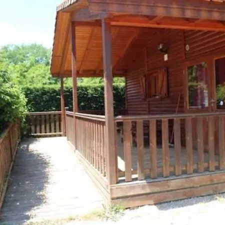 3 Etoiles - Piscine - Eehgef