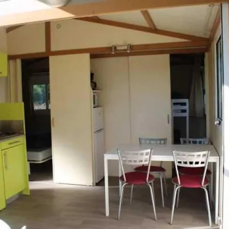 Parque de Campismo 3 Etoiles - Piscine - Eehgef *