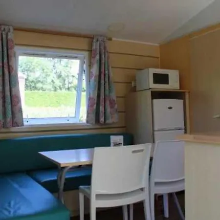 Camping 3 étoiles - Piscine - Eehgef *