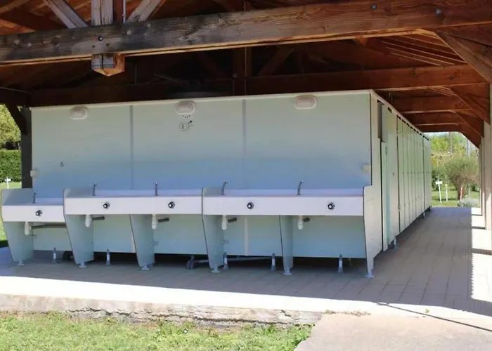 Campsite 3 Etoiles - Piscine - Eehgef Castelnau-Picampeau