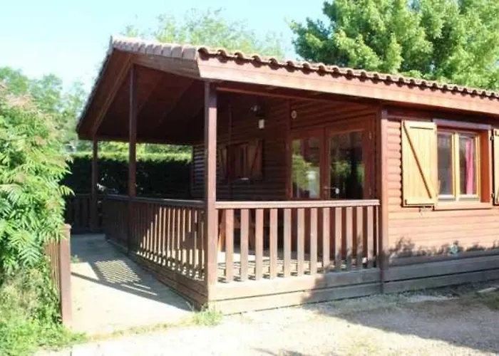 3 Etoiles - Piscine - Eehgef *