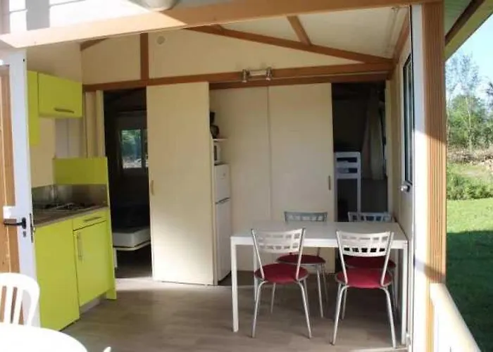 Campsite 3 Etoiles - Piscine - Eehgef *